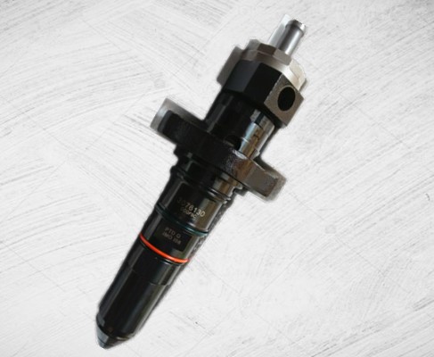 3076130 KTA19 injector